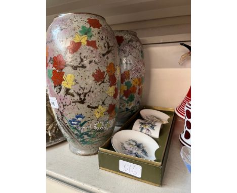 A pair of Japanese porcelain vases and a boxed set of Royal Worcester dishes. 