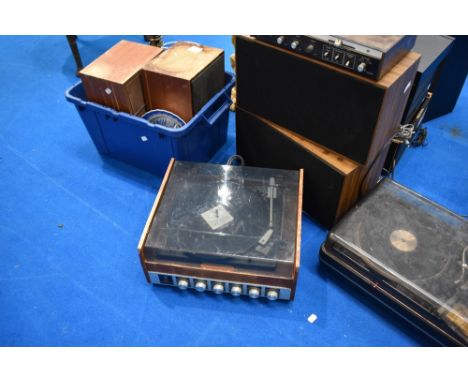 A selection of vintage hifi items