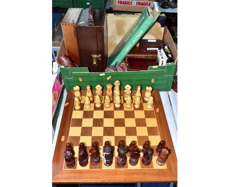 ONE BOX OF GAMES, including three sets of dominos, ten vintage cricket balls, a 'Hillwood' Bridge set in a wooden case,  Back
