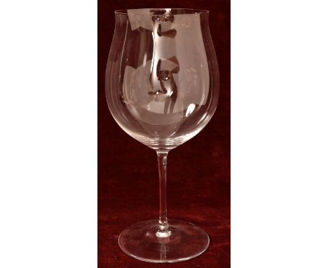 A set of six Riedel large red wine glasses. H=25cm