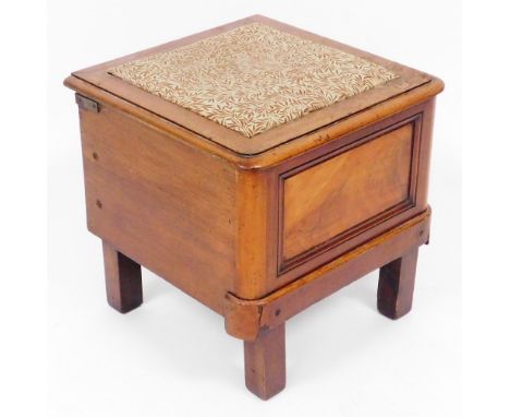 A Victorian mahogany box commode, raised on block feet, 44cm high, 44cm wide, 44cm deep.