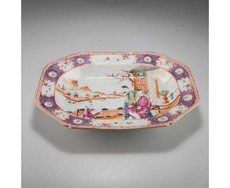AN 18TH CENTURY CHINESE EXPORT PLATTER rectangular with canted corners, enamel painted with figures. 36.5cm wideSome wear to 