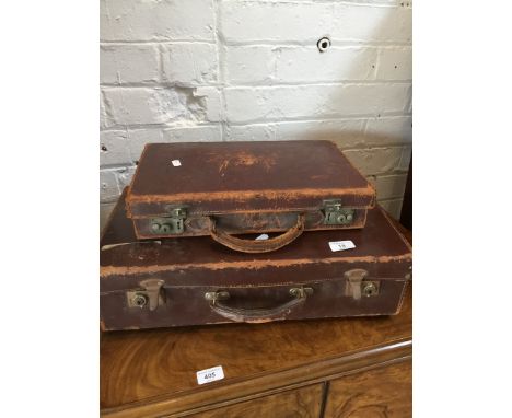 2 vintage cases 