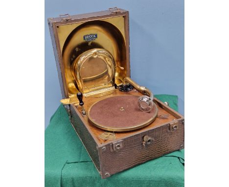 A DECCA MODEL 88 WIND UP GRAMOPHONE WITH GILT FITTINGS AND IN A MOCK CROCODILE LEATHER CASE