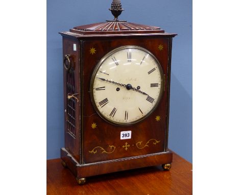 WILLIAM ROBERTS, BATH, AN EARLY 19th C. BRASS MAHOGANY CASED TWIN FUSEE MANTEL CLOCK STRIKING ON A BELL, THE CASE SURMOUNTED 