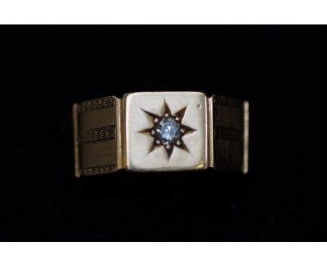 Gents 18ct Gold diamond solitaire ring Weight 11.3g Size Z