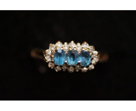 9ct Gold ring set with 18 diamond &amp; 3 topaz Size M 