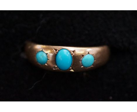 9ct Gold ring set with 3 turquoise stones Size P