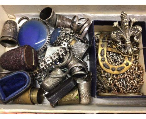 Group of antique and later jewellery parts, silver jewellery, silver thimbles, gilt metal chains etc