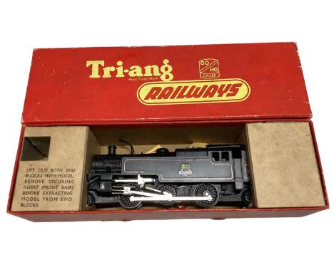 Tri-ang OO Gauge 2-6-2 BR lined early emblem tank engine, boxed R59, 0-6-0 maroon tender locomotive 3775, boxed R251, BR gree