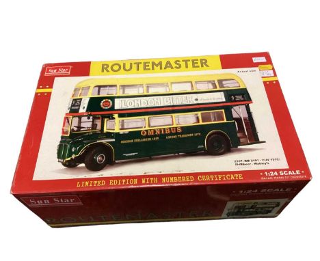 Sun Star 1:24 Scale diecast Limited Edition London Transport Routemaster Shillibeer - Watney's Double Decker Bus, boxed (1)