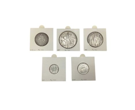 G.B. - Edward VII mixed silver coins to include Crowns 1902 GVF/AEF, Half Crown 1909 VF/GVF, Florin 1902 AEF, Shilling 1906 G