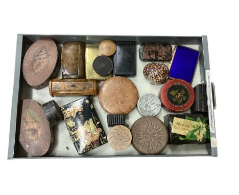 Group of mostly antique snuff boxes and other boxes, including a seal wax in threaded box