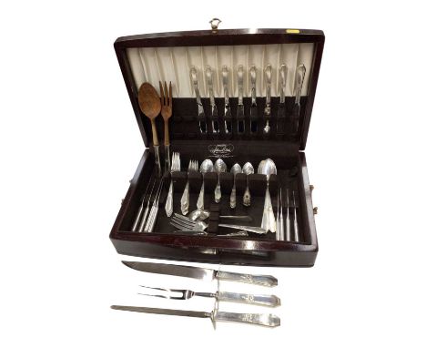 Canteen of Canadian 'Northumbria' Sterling silver cutlery