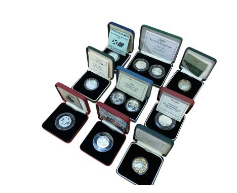 G.B. - Royal Mint mixed silver proof coins to include Two Pounds XIII Commonwealth Games 1986, two coin set 1989, 'Tercentena