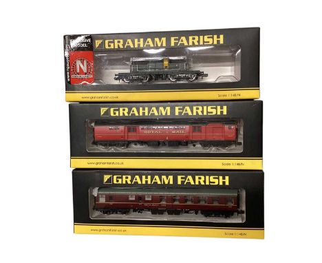 Graham Farish N Gauge EWS Queen Mary Brake Vans, boxed 377-875Z (x6), 377-875Z (x6), 377-876Z (x5) &amp; 377-875X, plus BR Re