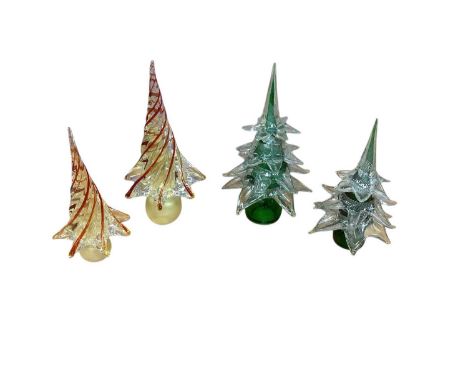 Group of four abstract art glass (possibly venetian) Christmas Trees, together with eight glass plates (12)