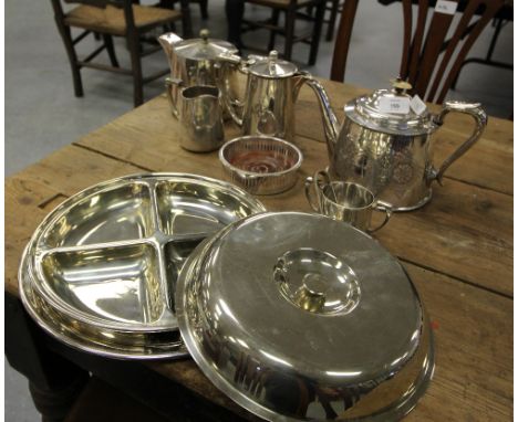 Plated teaset &amp; teapot, wine coaster, hors d'oeuvres dish