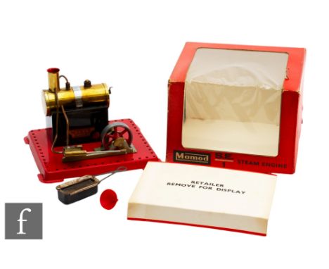 A Mamod SE1 Steam Engine live steam model, boxed.