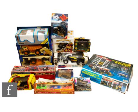 A collection of boxed battery operated toys, to include Poizen Morph-o-Droids, Fim Black Thunder Helicopter, Buddy L Blazin' 