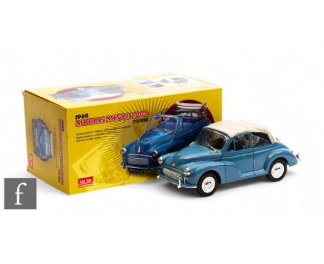 A Sun Star 4772 1:12 scale Morris Minor 1000 Tourer, boxed.