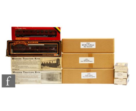 Two OO gauge coaches to include a Hornby R.434 L.M.S coach and a Mainline B.R BSK coach maroon, Cat. No. 37-107, also three C