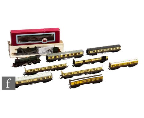 A collection of OO gauge model railway items by Bachmann, Airfix and similar, to include two unboxed locomotives, a boxed Dap
