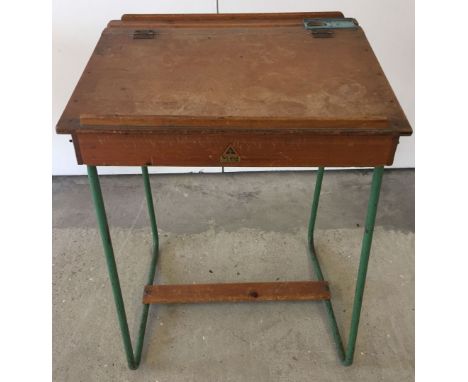 A vintage Tri-ang Lines Brothers childs desk c1950s.