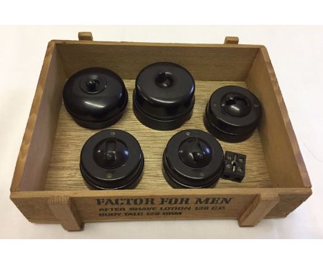 5 vintage Bakelite light switches.