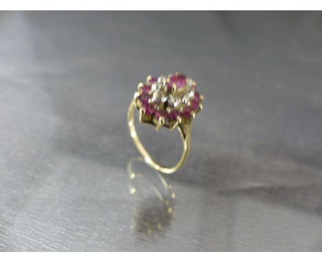 9ct Ruby and Diamond Cluster ring UK - K 1/2 approx weight - 2.0g