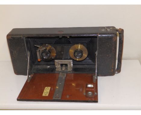 A stereoscopic folding lens camera by Blair Camera Co.