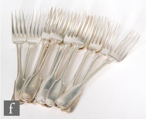 A set of twelve William VI hallmarked silver fiddle and thread pattern dinner forks with engraved crest to terminal, total we