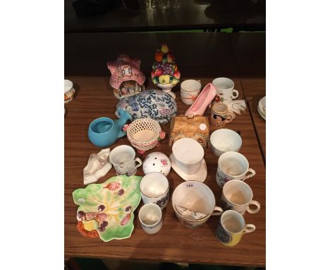 A COLLECTION OF CERAMICS TO INCLUDE, A MUSICAL RED RIDING HOOD HOUSE, CUPS, ETC 