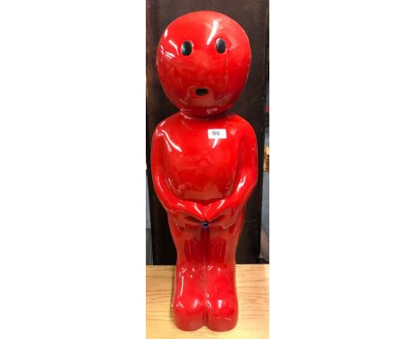 An interesting vintage red moulded resin water feature of a cartoon Manneken Pis, H. 68cm. Condition: A/F to the head.
