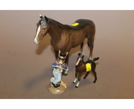 A ROYAL DOULTON BUNNYKINS FIGURE HORNPIPER BUNNYKINS TOGETHER WITH A LARGE BESWICK HORSE S/D AND A FOAL (3)