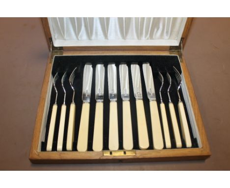 A CASED SET OF HALLMARKED SILVER BONE HANDLED FLATWARE