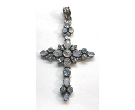 Stone set silver cross 