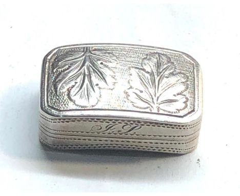 Antique Georgian silver vinaigrette Birmingham silver hallmarks measures approx. 22mm by 15mm and 7mm deep in good condition 