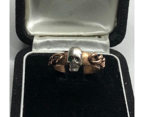 Vintage gold skull ring hallmarked H&amp;R Marsh Bath 9.375 weight 4.5g 
