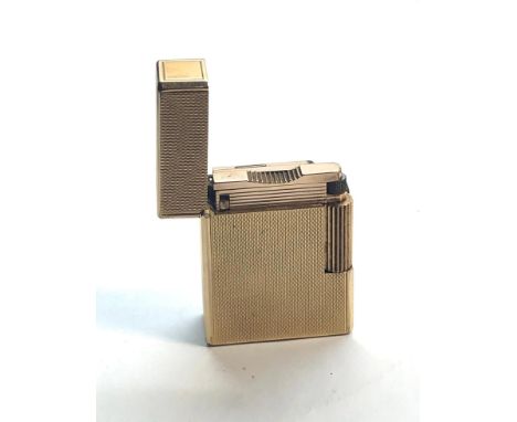 Vintage Dupont Lighter 18K 20micron gold plate in good condition 