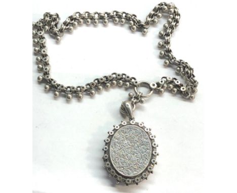 Victorian silver locket and collar 