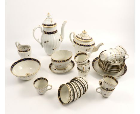 A Flight, Barr and Barr Worcester part service, comprising a coffee pot, tea pot, saucier and stand, milk jug, saucer dish, s