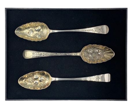 George III silver 'berry spoon' with gilded bowl London 1797 Maker Richard Crossley, another London 1816 Maker William Batema