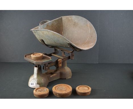 Vintage greengrocers shop scales &amp; weights 