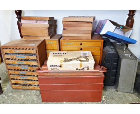 Large collection of lead printing press letters together with various toolsCondition Report
Back cabinet labels:
24pt New Rom