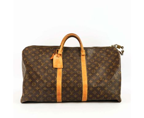 LOUIS VUITTON KEEPALL 55 BAG. monogram coated canvas with vacchetta leather handles, trims, name tag, padlock and two keys, d