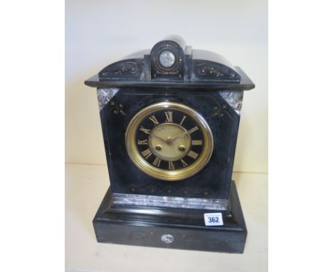 A late 19th century 8 day marble mantle clock - Height 36cm