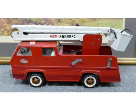 Tonka Mighty Simon Snorkel Fire Engine, length 43cm 