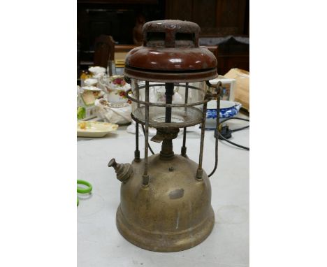 Brass Tilley Lamp 