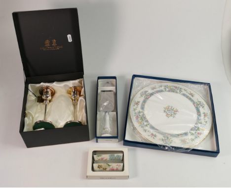 A mixed collection of items to include: boxed Royal Worcester Cake Plate &amp; Knife, Arthur Price Silver plated boxed candle